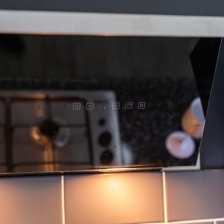 Five Bedroom Townhouse - Near City Centre - Edgbaston - On Street Parking - Wifi - Netflix - 974P Birmingham Luaran gambar