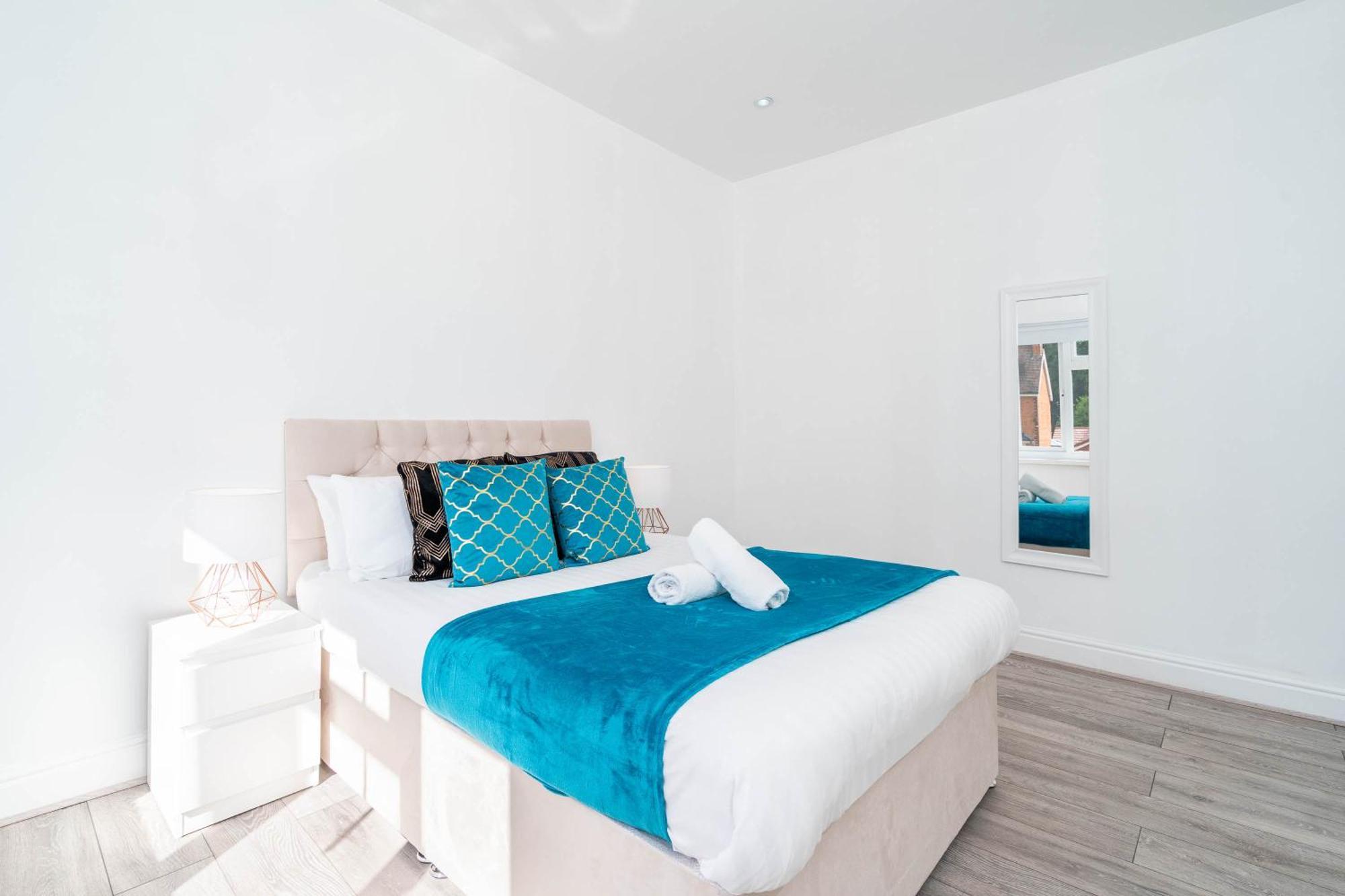Five Bedroom Townhouse - Near City Centre - Edgbaston - On Street Parking - Wifi - Netflix - 974P Birmingham Luaran gambar